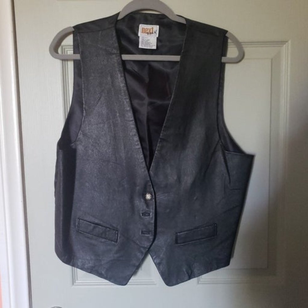 Vest - Picture 1 of 1